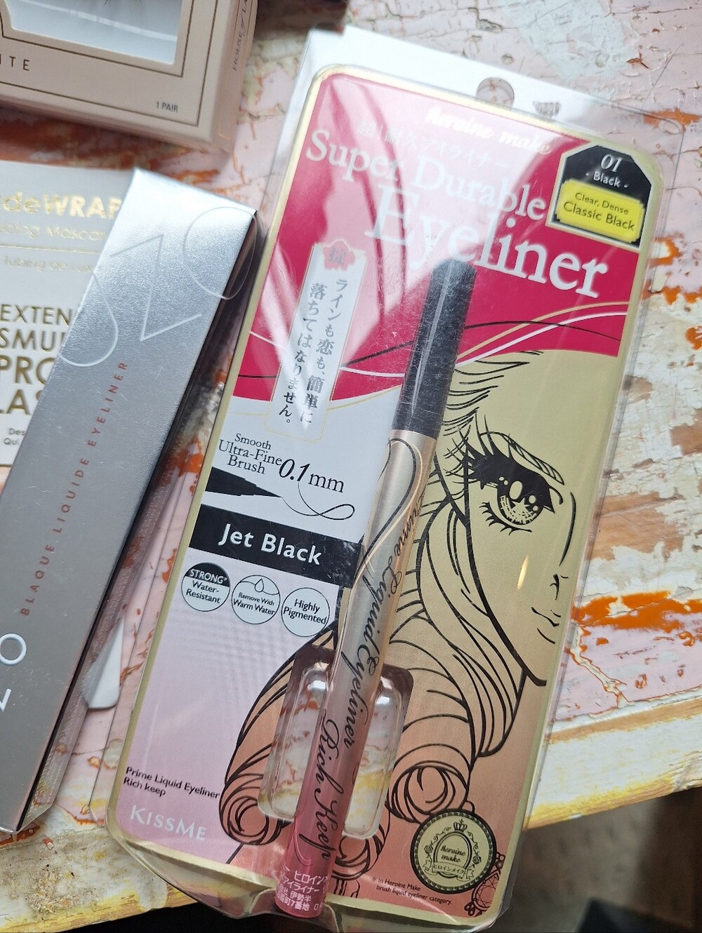 New 8 Pc Benefit Makeup Lot Primer, Black Eyeliner, Lashes - Picture 4 of 6